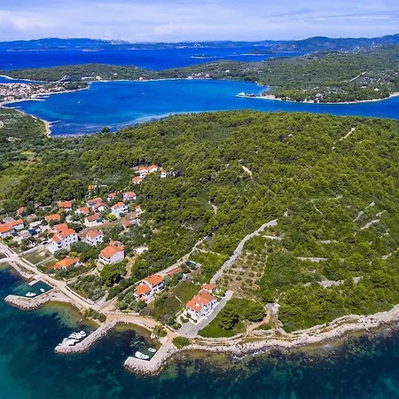 2 Bedroom Front In Διαμέρισμα